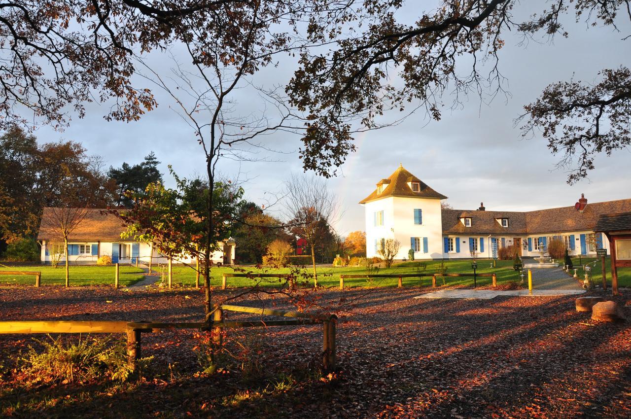 La Maison Du Lac Thionne Exterior photo